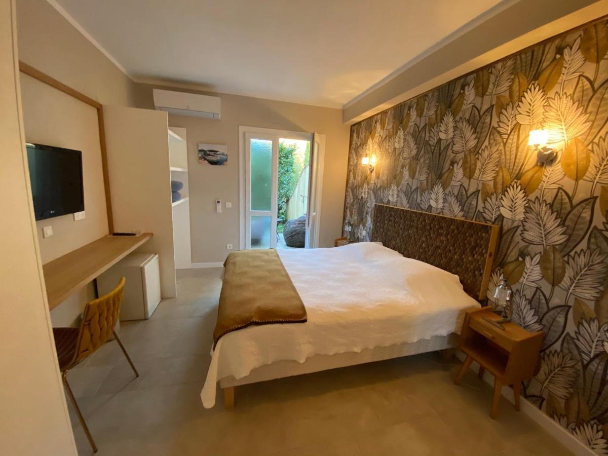 Hotel Du Pont De L'Oso Леччи Экстерьер фото
